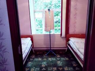 Гостевой дом Riverside Guest house Mashkhur Arslanbob Двухместный номер с 2 отдельными кроватями-6
