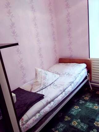 Гостевой дом Riverside Guest house Mashkhur Arslanbob Двухместный номер с 2 отдельными кроватями-7